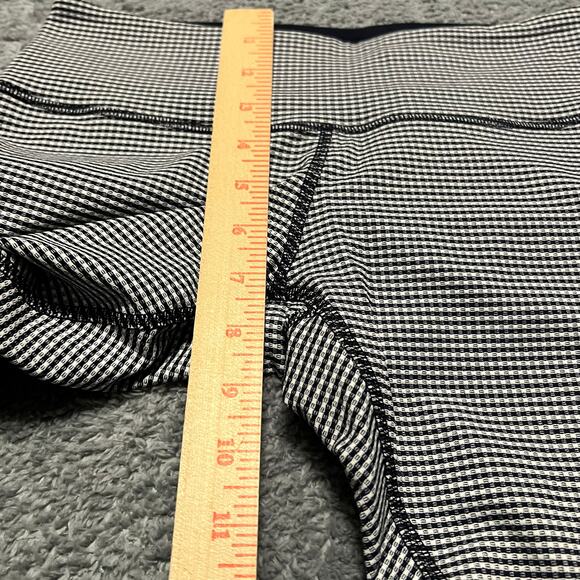 Lululemon Leggings Pants Womens 6 Gingham Crop Capri - Picture 7 of 8